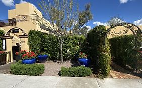 Bespoke Inn Scottsdale